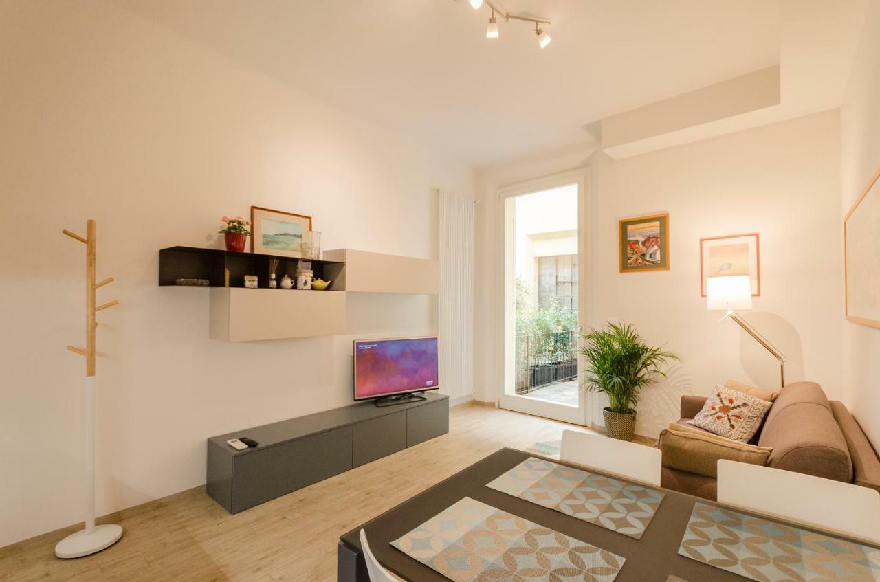 Colonna Home Bologna, Under The Two Towers מראה חיצוני תמונה